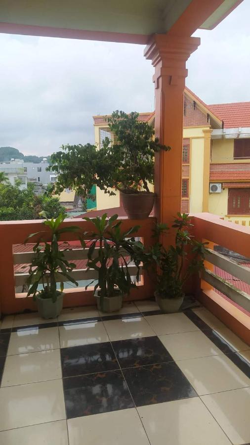 Nha Nghi Thien Trang Bed & Breakfast Kien An Exterior photo